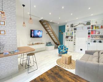 Duplex cosy - entre lacs et montagnes - Fêtes interdites - Fillinges - Salon