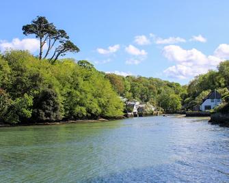 The Shipwrights Arms - Helford