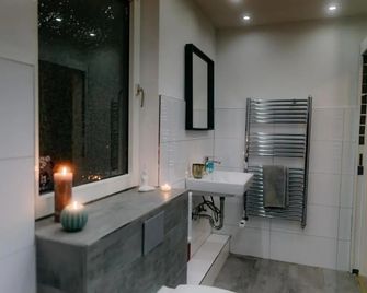 Ferienwohnung, Monteurzimmer Pavan E2 - Saarlouis