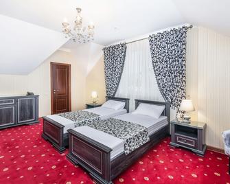 بارك لان هوتل - تشيسيناو - غرفة نوم