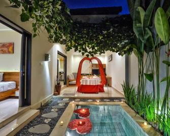 Cozy Two Bedroom Villa in Kerobokan - North Kuta - Pool