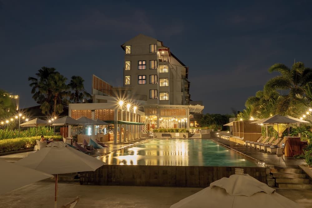 Eastin Ashta Resort Canggu - North Kuta