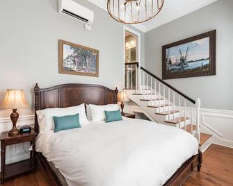The Quarters on Vendue - Charleston