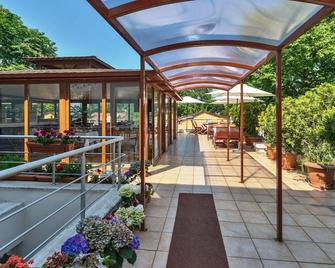 Zeynep Sultan Hotel - Istanbul - Balcony