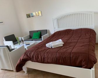 A Sorrento - Sorrento - Bedroom