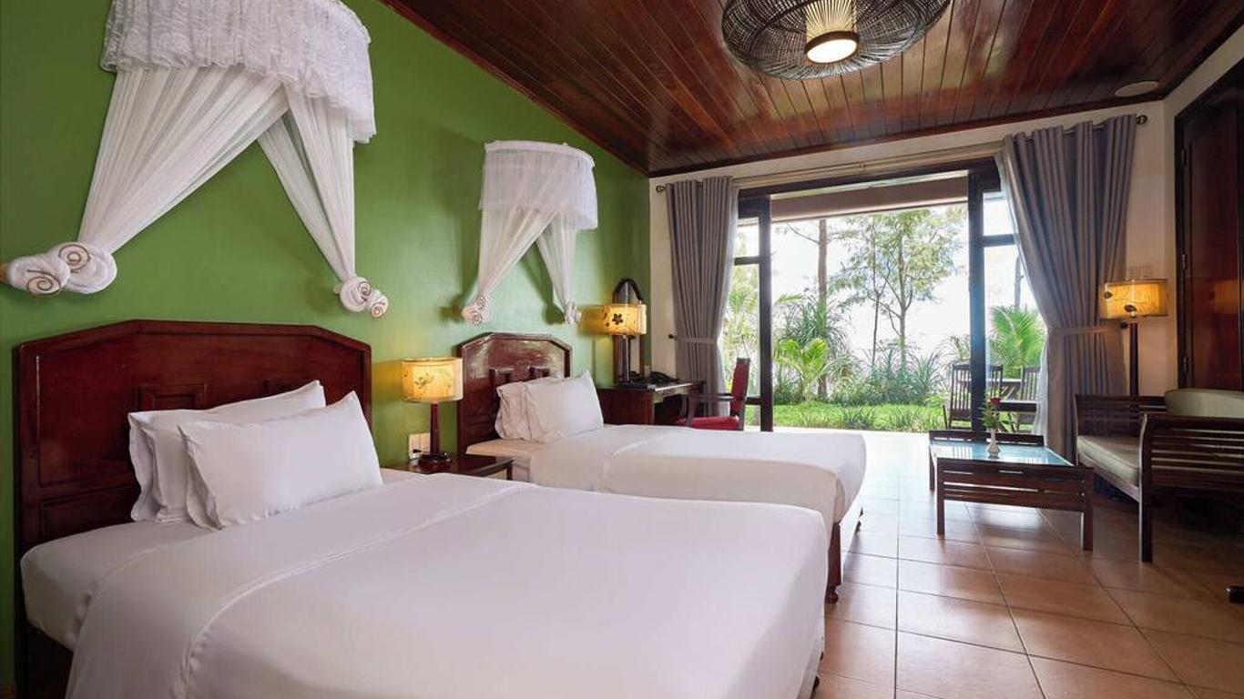 Lang Co Beach Resort