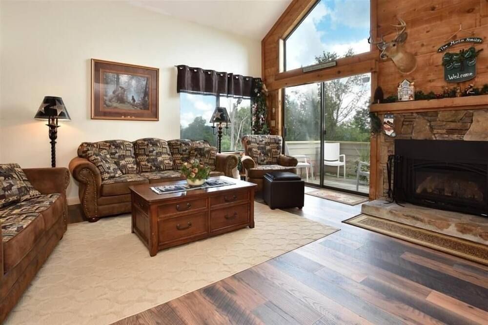 Seven Springs 3 Bedrooms Premium Condo, Ski In Ski Out Condo