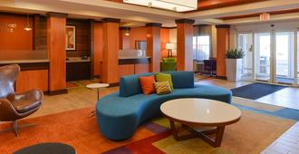 Fairfield Inn & Suites by Marriott Bloomington - Bloomington - Σαλόνι