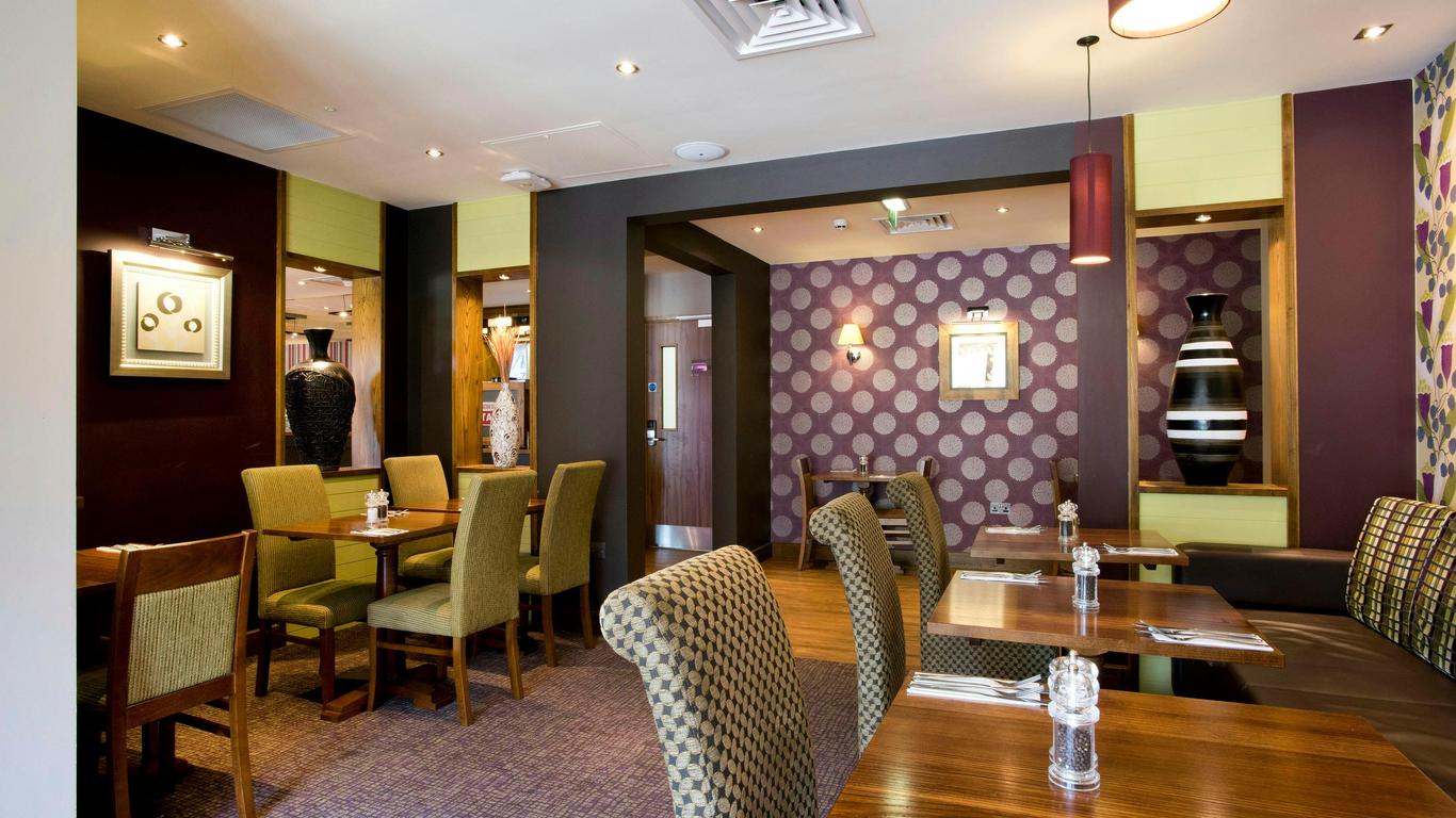 Premier Inn Aberdeen Airport - Dyce