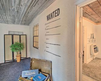 Hot Springs Home 2 Mi to Hot Springs Natl Park - Hot Springs - Hallway