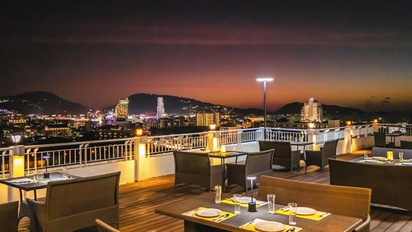 Casa Del M Phuket - Newly Renovated