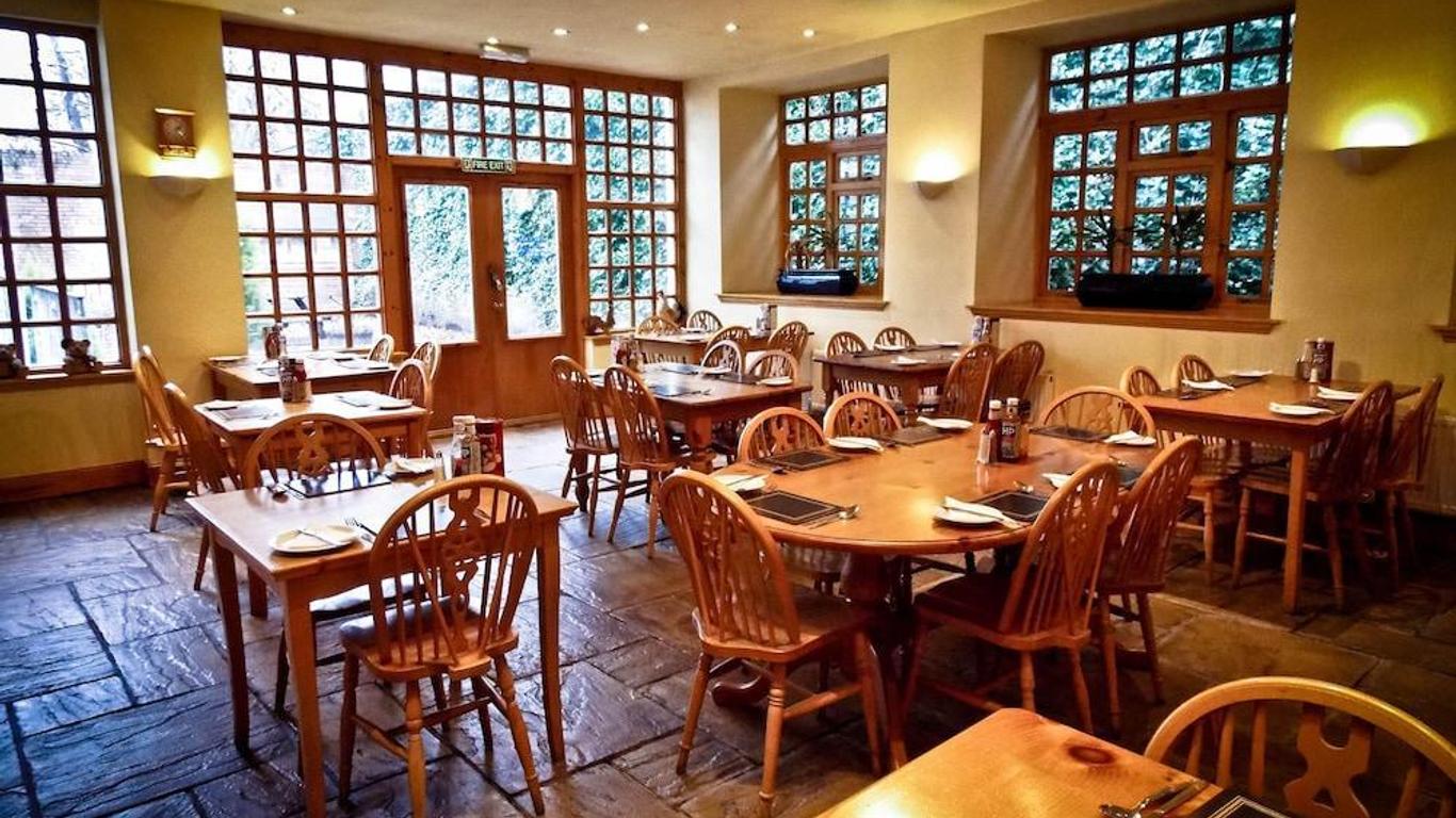 Victorian House Hotel