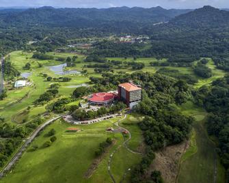 Summit Rainforest & Golf Resort - Panama City - Outdoor view