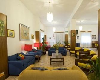 Hotel Caldora - Rocca di Mezzo - Area lounge