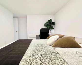 4 Large Rooms City Centre - Quebec