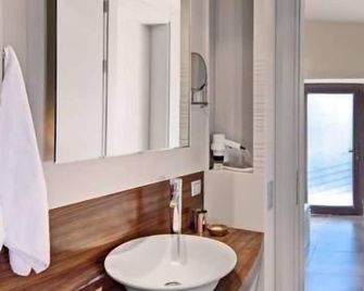 Assosyal Hotel - Behram - Baño