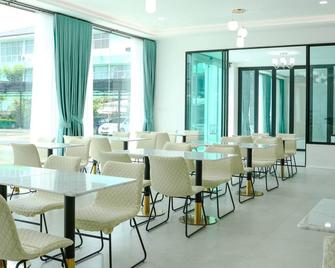 Chana Bangkok Hotel - Bangkok