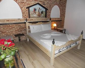 Sunset Suites - Sarandë - Bedroom