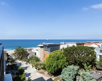 The Sea View Inn At The Beach - Manhattan Beach - Balcony