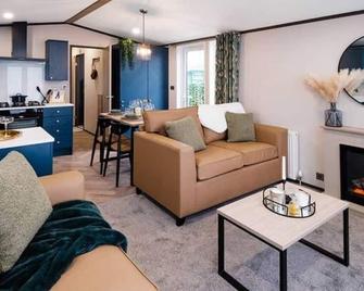 Relax at Riverwood - Arbroath - Salon