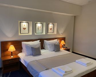 Hotel Excelsior - Timișoara - Schlafzimmer
