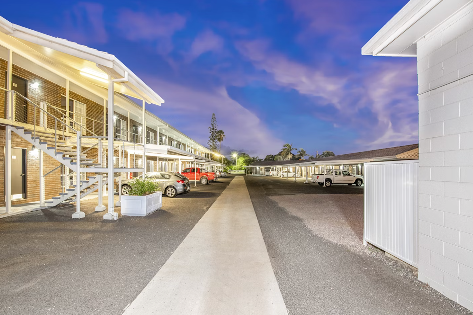 تاكالفان موتيل