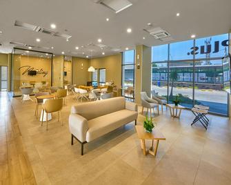 City Express Plus by Marriott Leon Centro de Convenciones - León - Lobby