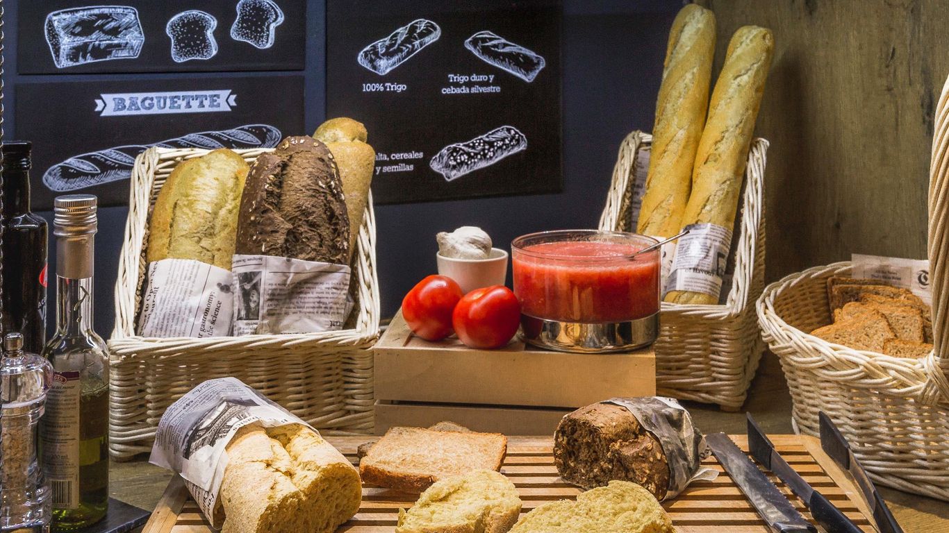 波爾圖紮歐陸公園宜必思酒店 - 聖瑪麗亞費拉