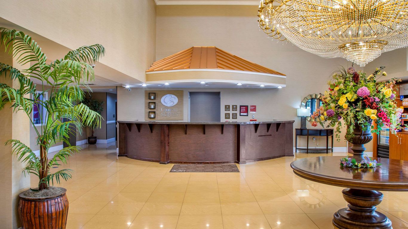 Comfort Suites Savannah Gateway I-95