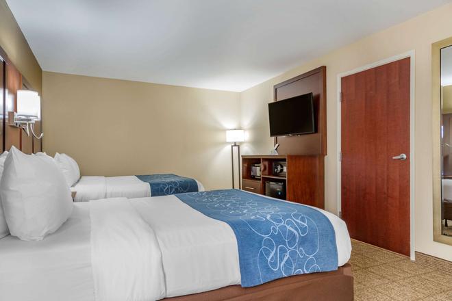 Comfort Suites Gateway 94 1 8 5 Savannah Hotel Deals