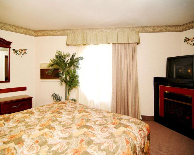 Quality Inn Santa Clara Convention Center 97 2 2 4