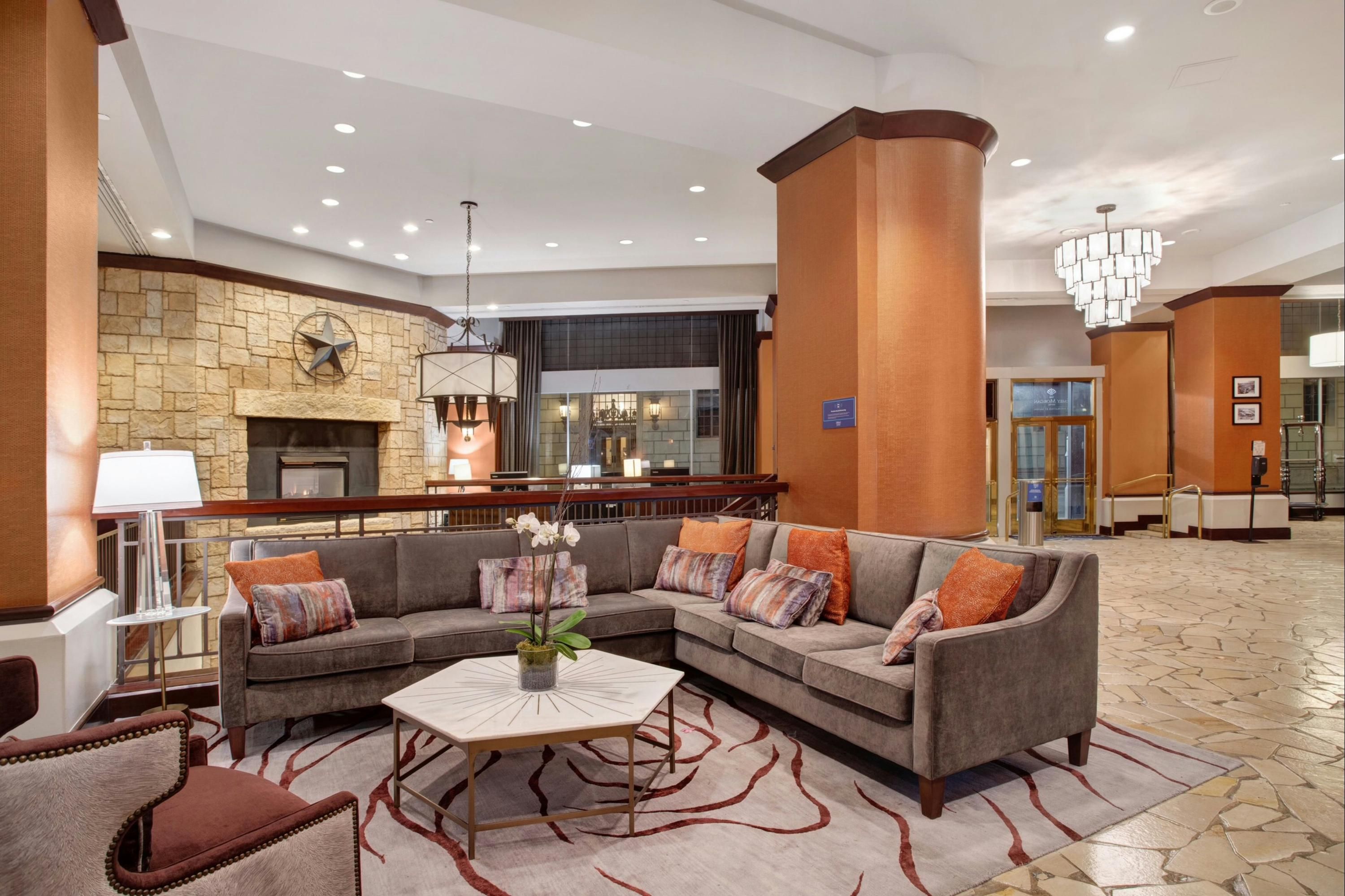 The Emily Morgan San Antonio - a DoubleTree by Hilton - סן אנטוניו - לובי