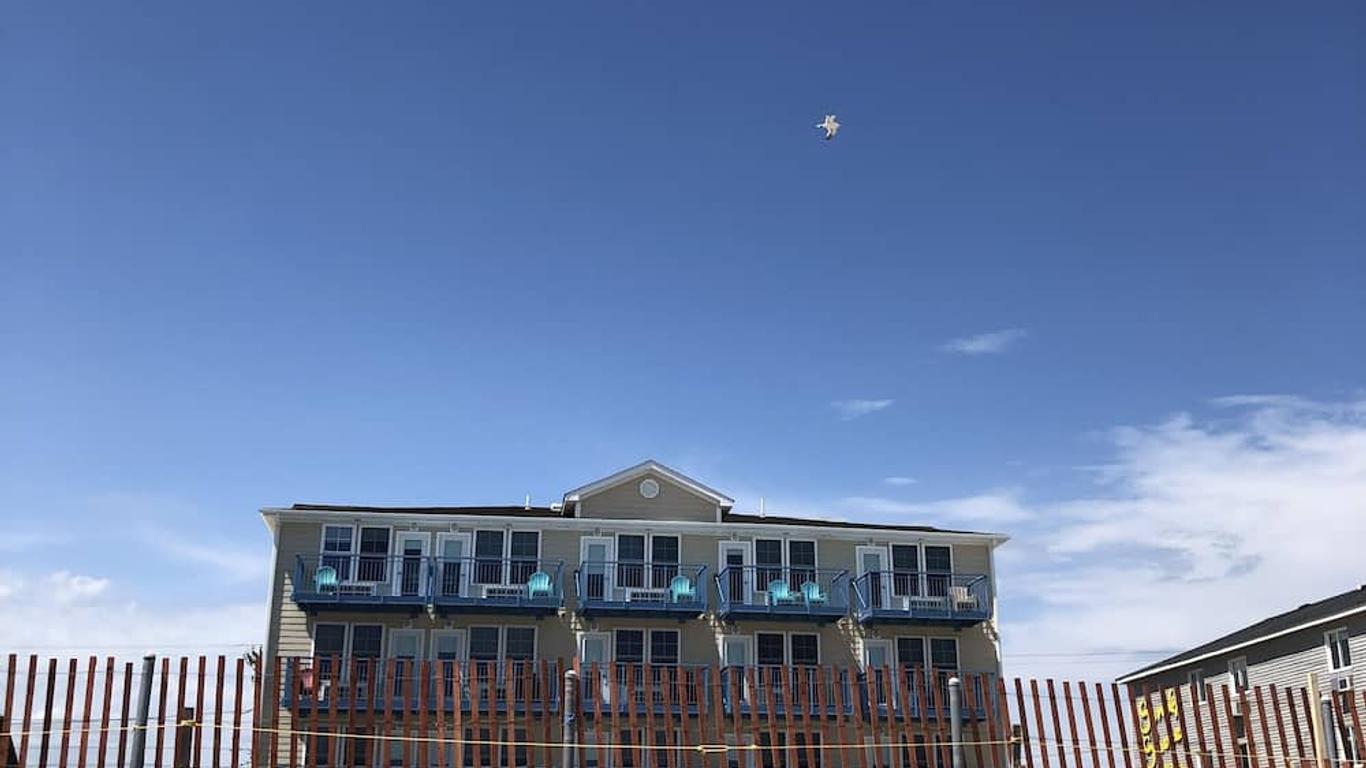 Misquamicut Beach Front Inn