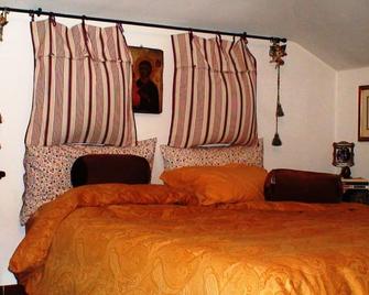 The Attic - Loreto - Camera da letto