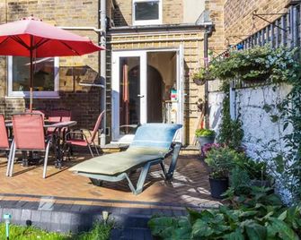 Endearing Edwardian House in Quaint Deal, Kent (Adults Only) - Deal - Innenhof