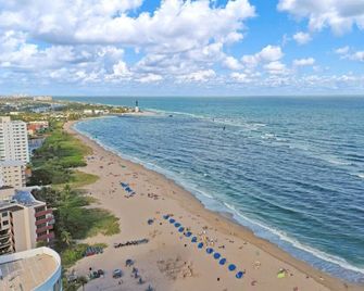 Modern 1br Beach Stay | Heated Pool + Parking - Pompano Beach - Playa