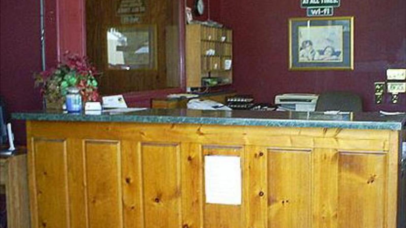Crestview Inn
