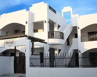 Sentro Suites Siargao - General Luna - Gebäude