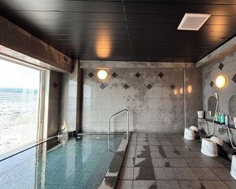 Hotel Route-Inn Tokuyama Ekimae - Shunan