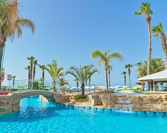 Leonardo Cypria Bay - Пафос - Басейн