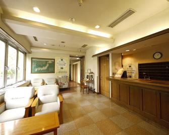 Hotel Route-Inn Daiichi Nagano - Nagano - Front desk