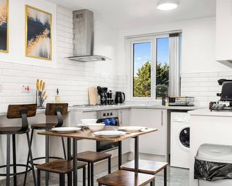 Kunda House Pershore 1257 - Birmingham - Kitchen