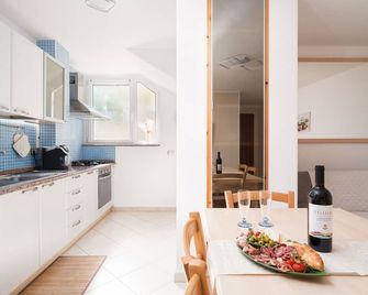 Casa Vacanza Cala Biriala - Orosei - Küche