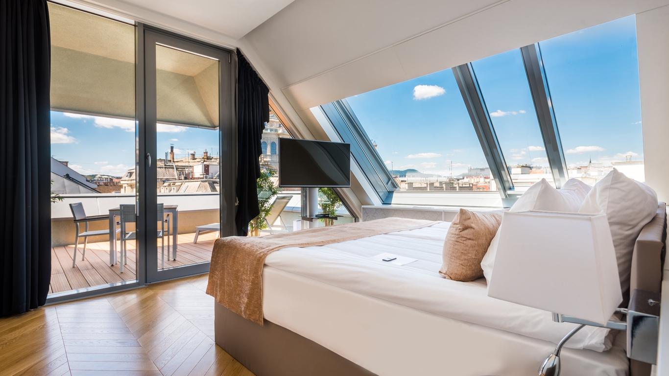 Hotel Moments Budapest