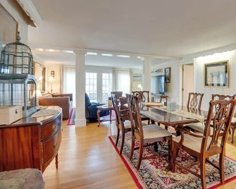 Lakefront Bristol Vacation Rental - Hike and Ski! - Bristol - Comedor