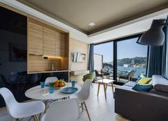 Adriatic Deluxe Apartments - Dubrovnik - Sala de estar