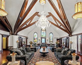 Stayhaven - A Converted Historic Church - Philadelphia
