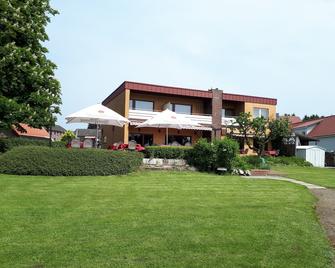 Hotel Restaurant Ramster - Schneverdingen - Budova