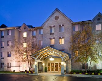 Staybridge Suites Chicago-Oakbrook Terrace By IHG - Oakbrook Terrace - Будівля