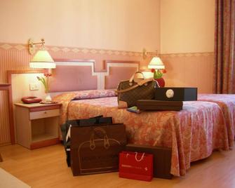 Buenos Aires - Milan - Bedroom